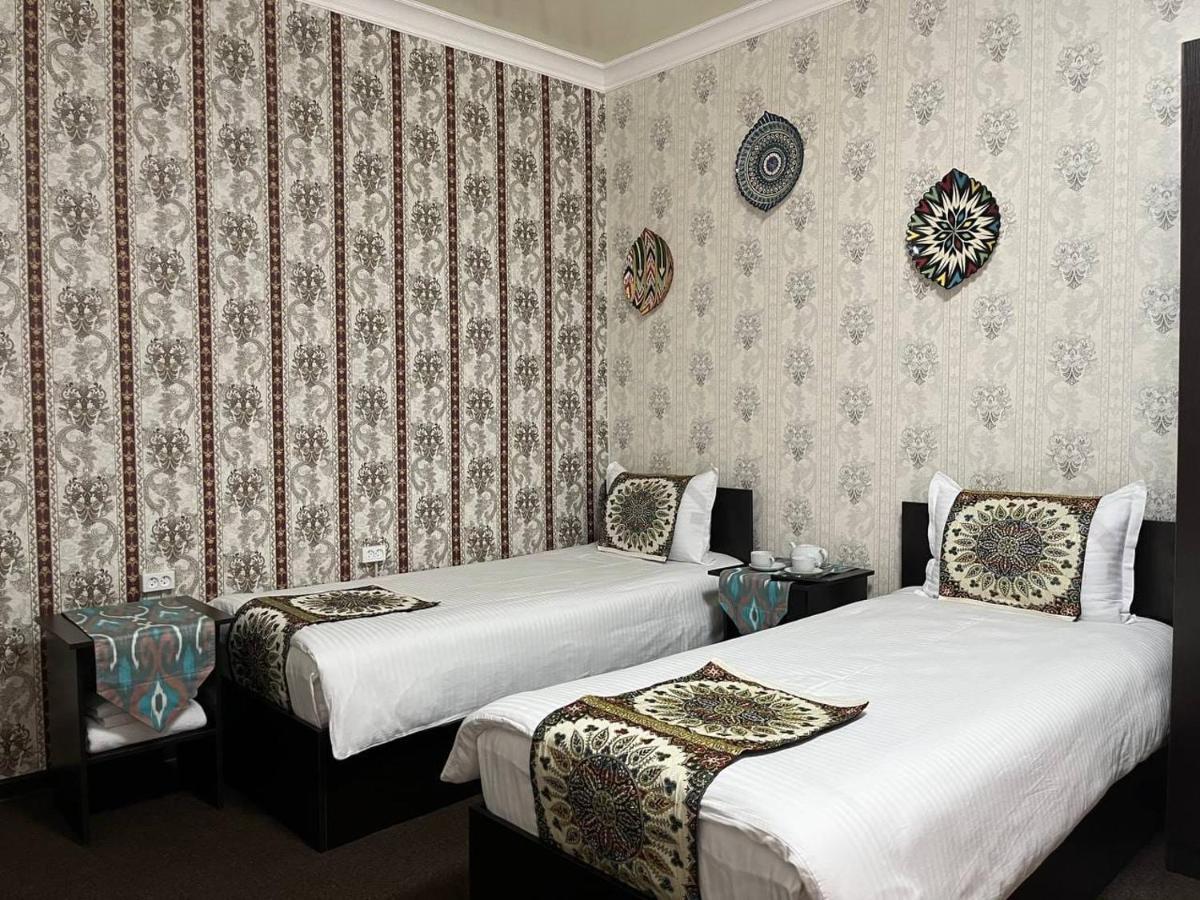 Old Safari Golden Location Guest House Bukhara Exterior photo