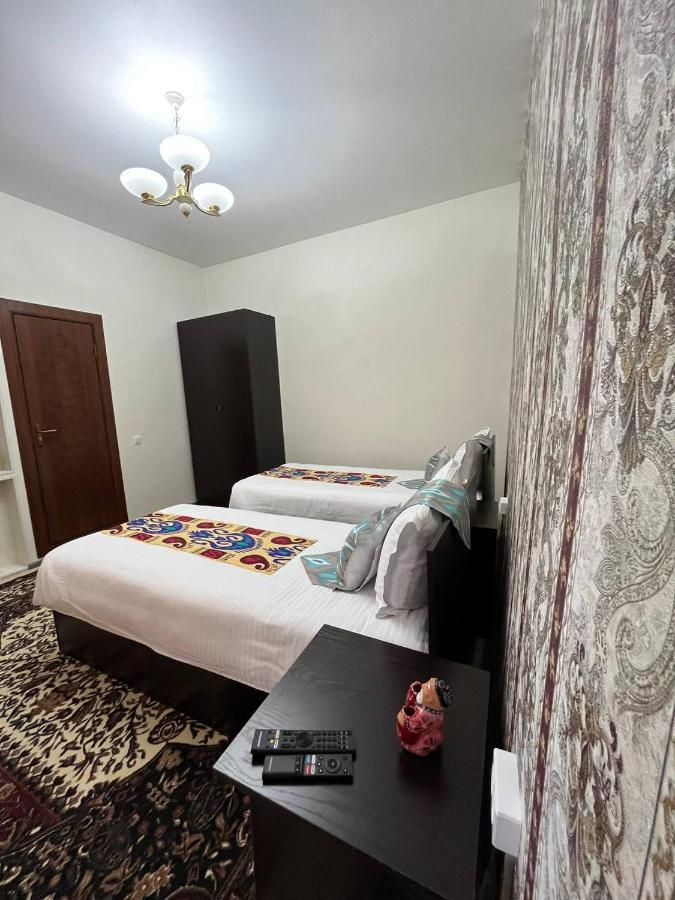Old Safari Golden Location Guest House Bukhara Exterior photo